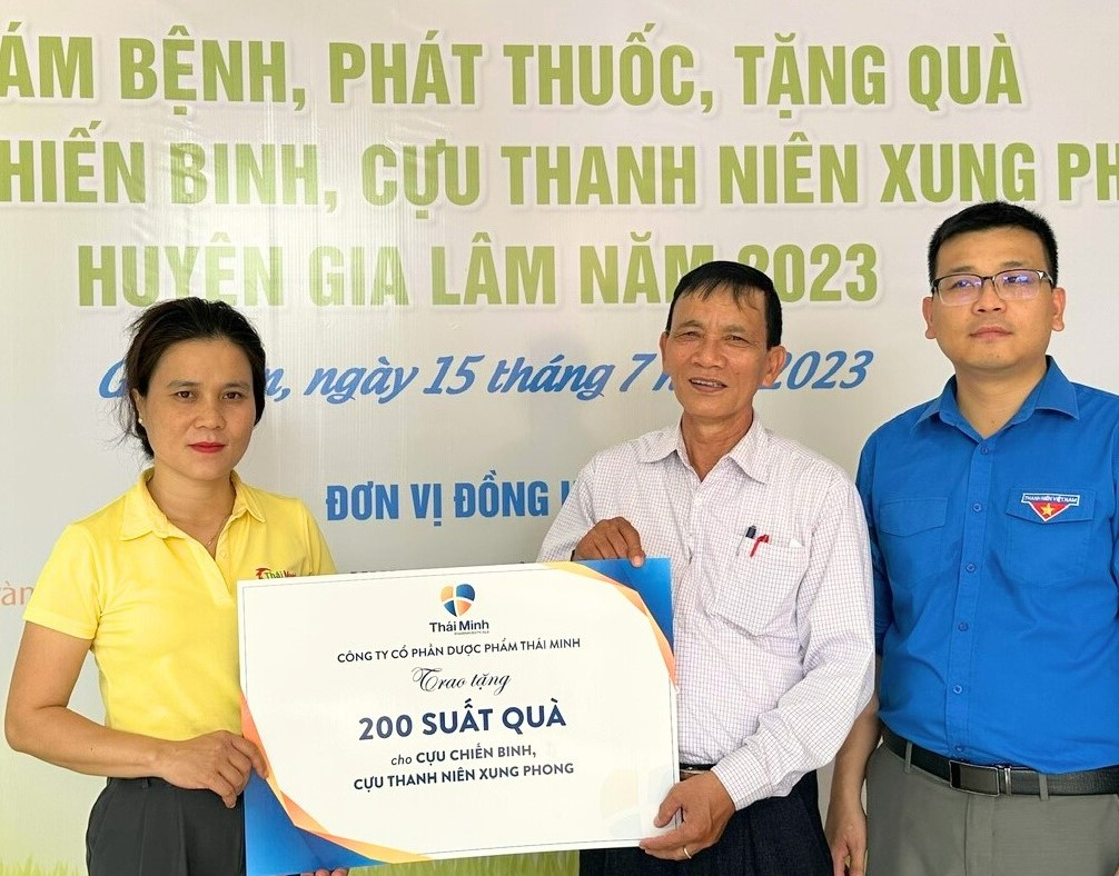 Dược phẩm Thái Minh trao tặng 200 suất quà cho cựu chiến binh & thanh niên xung phong